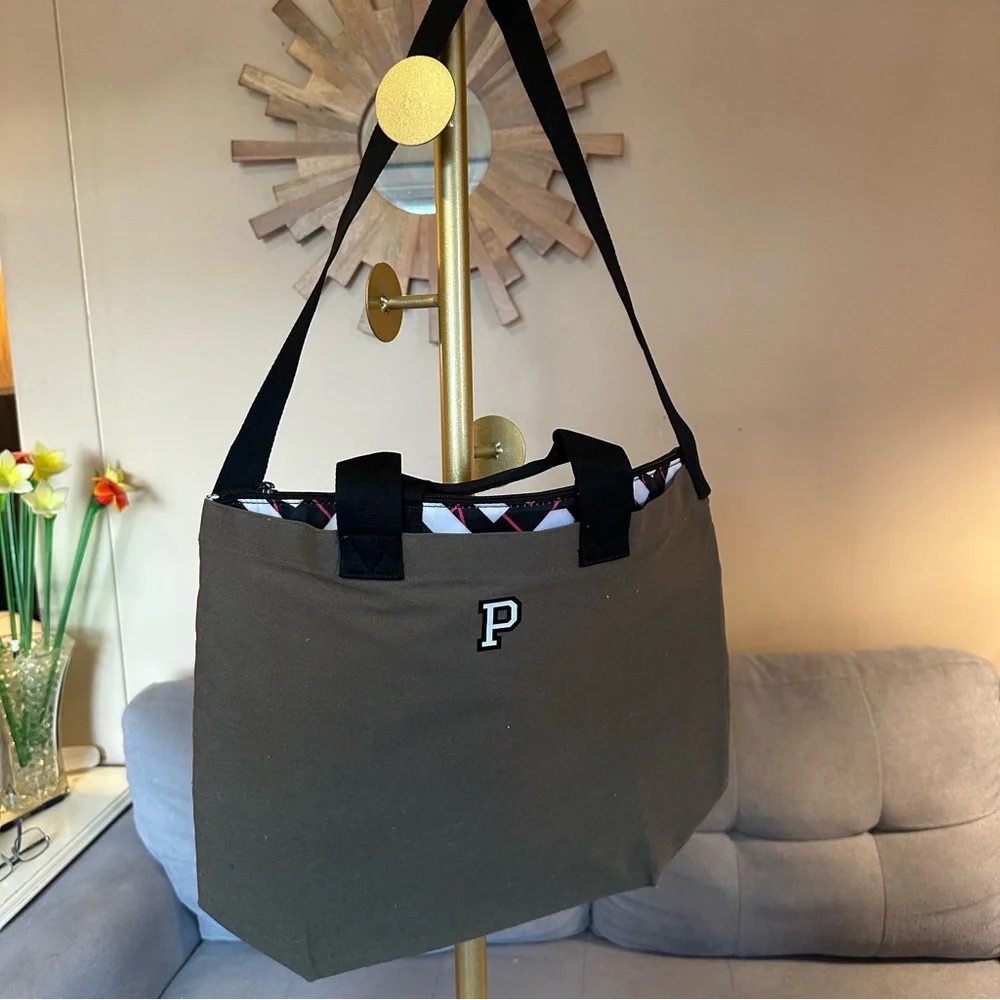 VS PINK Green Canvas Insulated Cooler Tote Bag with Black Straps